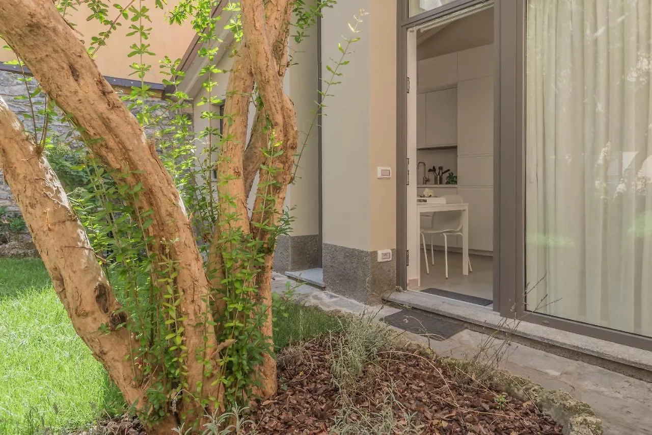 The Secret Garden Apartment Varenna