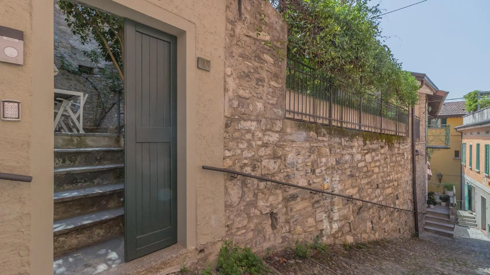 The Secret Garden Apartment Varenna Italy